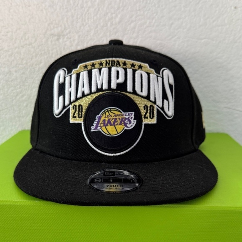 Vintage Los Angeles Lakers Champions Snapback Hat New Era 9Fifty Cap Kobe Bryant